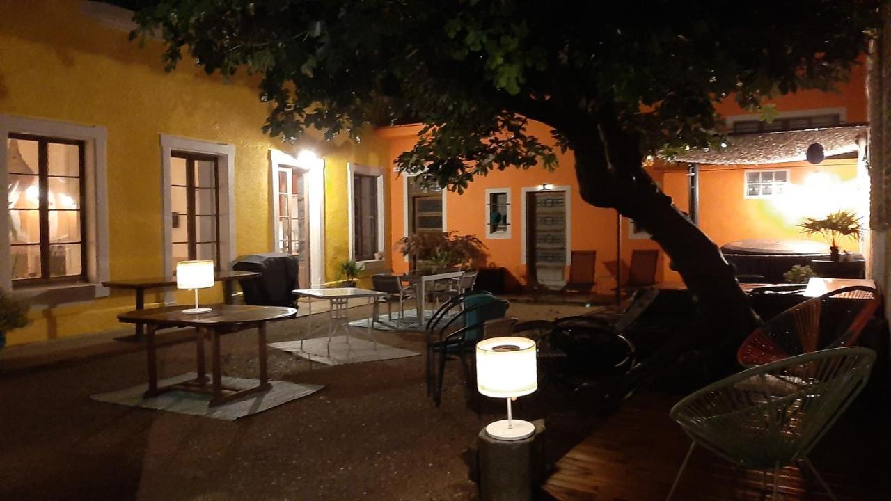 Le 9 De Cour, Chambre Chaco Carcassone Exterior photo
